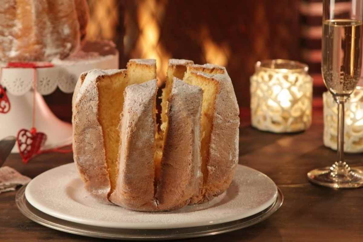 La ricetta per il Pandoro perfetto: con questi trucchi sembrerà come quello comprato